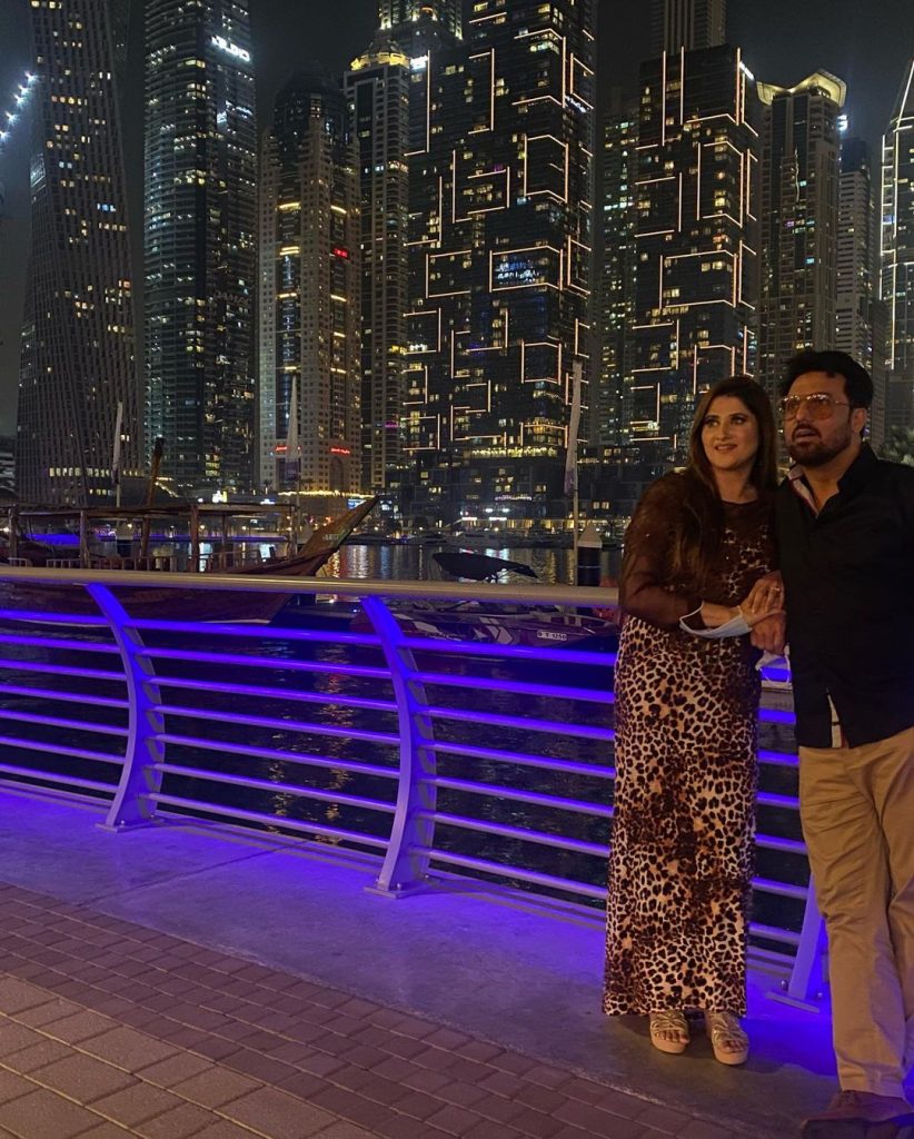 Sahiba And Rambo Exploring Dubai - Beautiful Pictures
