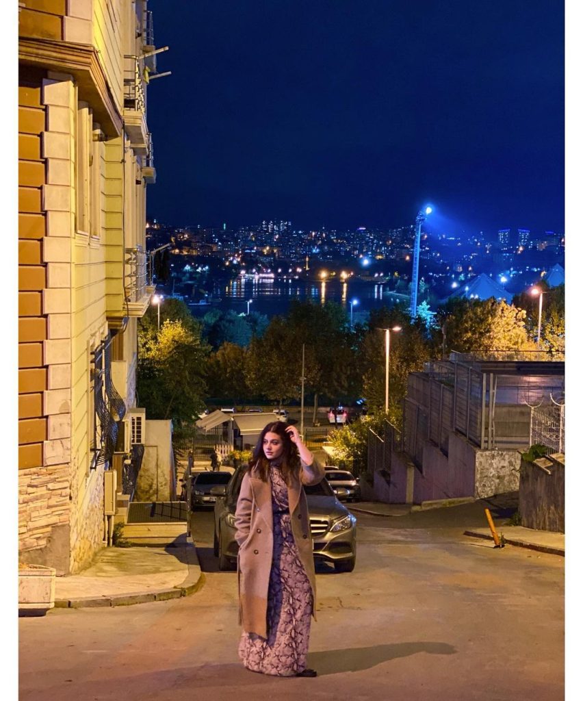 Zara Noor Abbas's Recent Clicks From Turkey