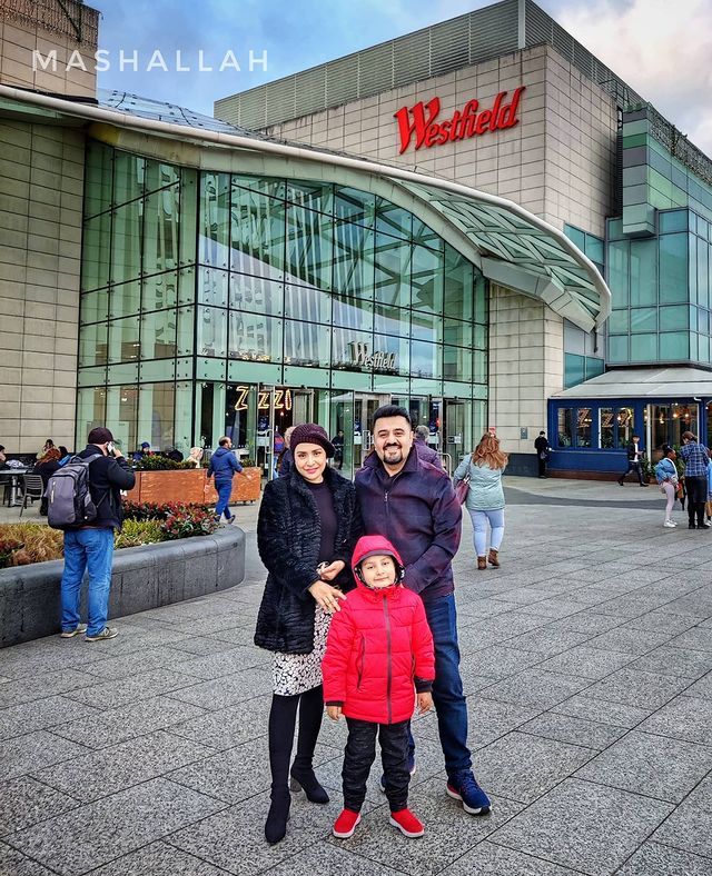 Ahmed Ali Butt Vacationing With Family In London