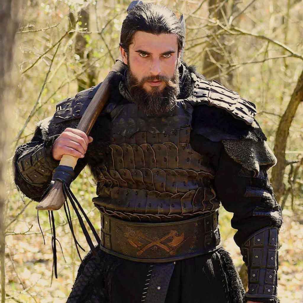 Cengiz Coskun AKA Turgut Alp Is Overwhelmed By The Love of Pakistanis