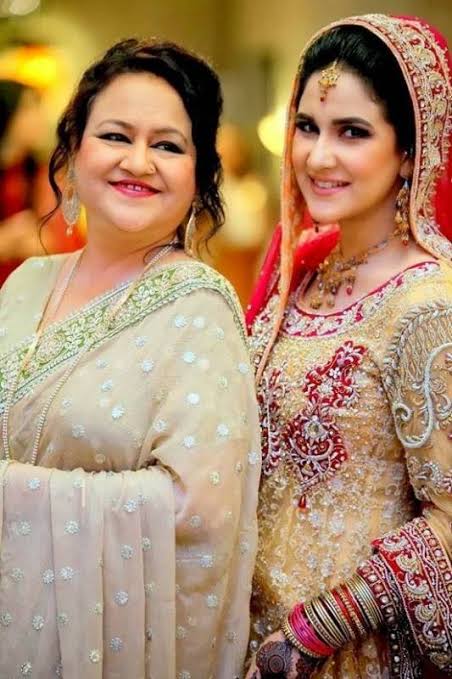 Actress Juvaria Abbasi And Anoushey Abbasi's Mother Passed Away