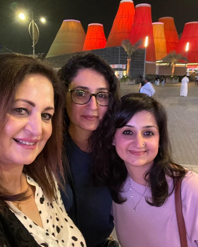 Leyla Zuberi Vacationing With Family In Dubai