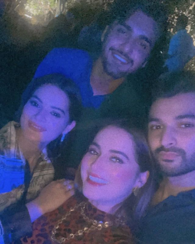 Minal Khan And Ahsan Mohsin Enjoying Weekend With Friends And Family