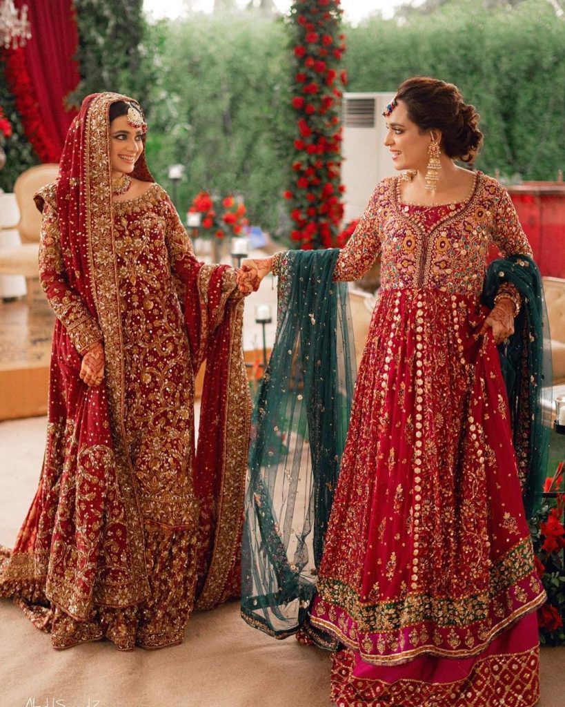 People Are Criticizing Sumbul Iqbal's Over-The-Top Dressing At Sister's Wedding