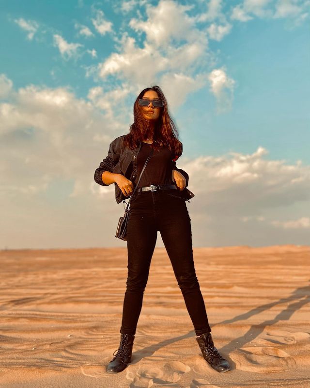 Tik Tok Star Romaisa Khan Exploring Dubai