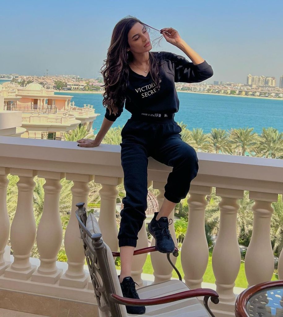 Actress And Model Sadia Khan Latest Alluring Clicks From Dubai