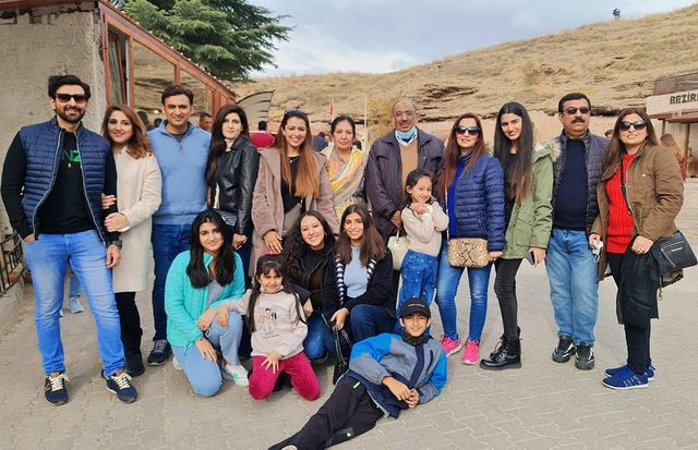 Sami Khan Vacationing With Family In Turkey