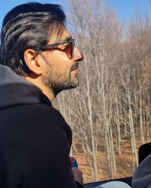 Sami Khan Vacationing With Family In Turkey