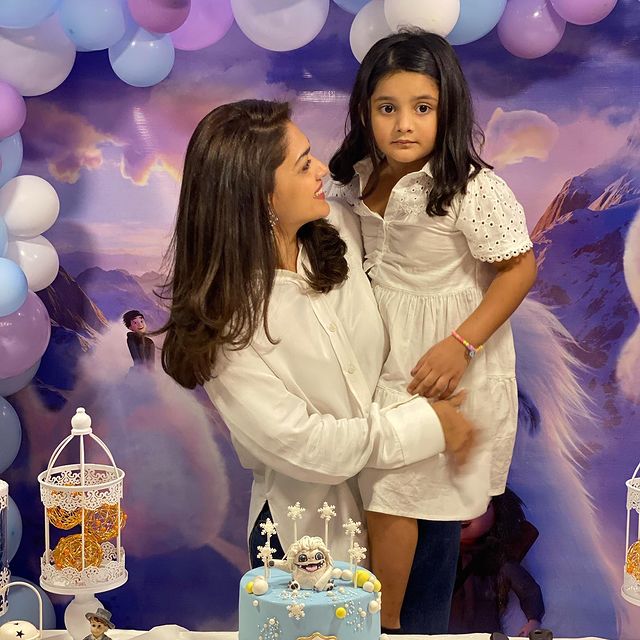 Sanam Jung Celebrated Daughter's 5th Birthday