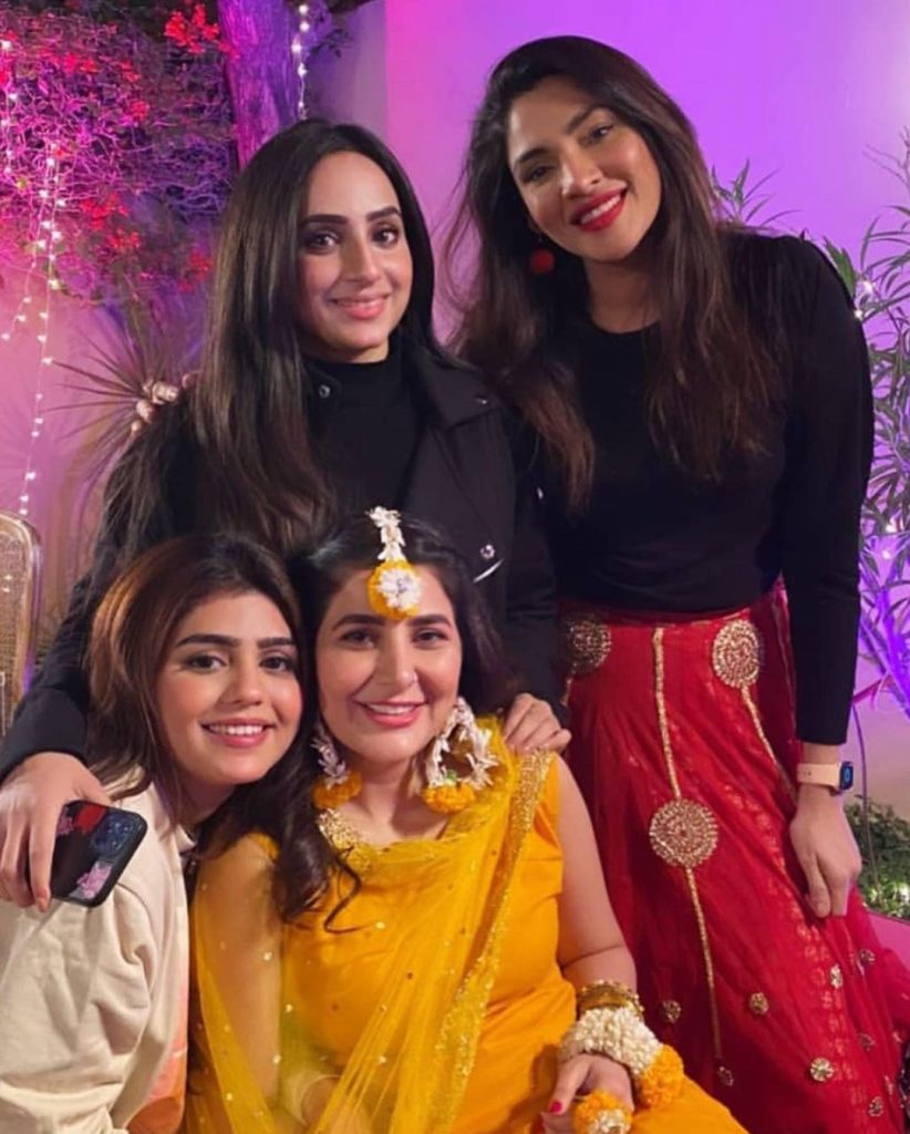 Beautiful Pictures From Areeba Habib's Mayun Event