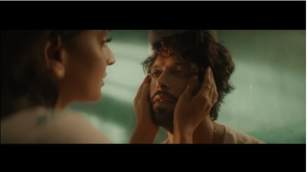 Fahad Mustafa And Saba Qamar's Sizzling Romance On Screen