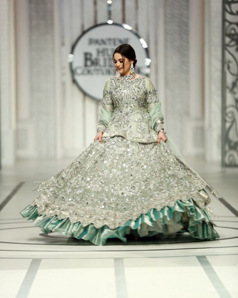 Minal Khan's Dazzling HD Pictures From BCW'21