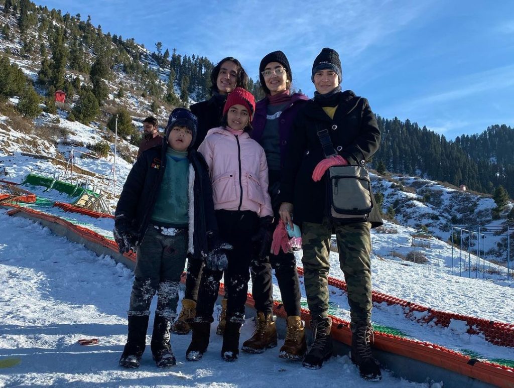 Nadia Hussain's Trip To Malam Jabba With Family