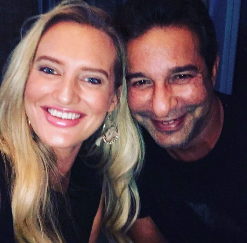 Wasim Akram & Shaniera Akram New Adorable Family Pictures