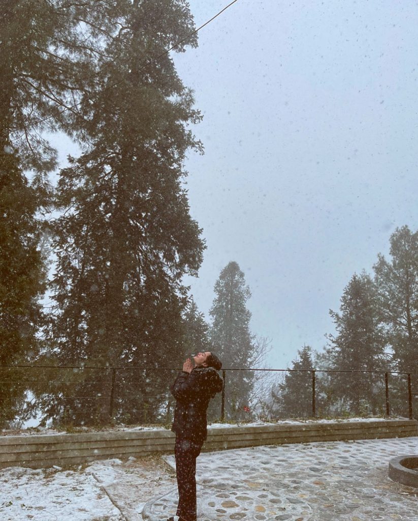 Aiman Khan & Muneeb Butt Enjoying Snow in Murree