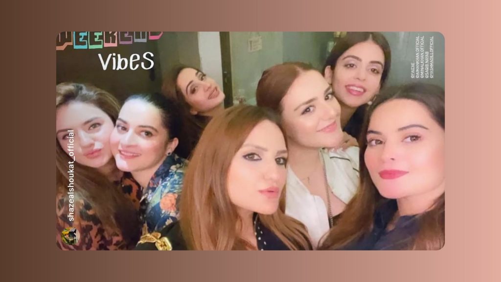 Aiman Khan And Minal Khan Having Some Quality Time With Friends