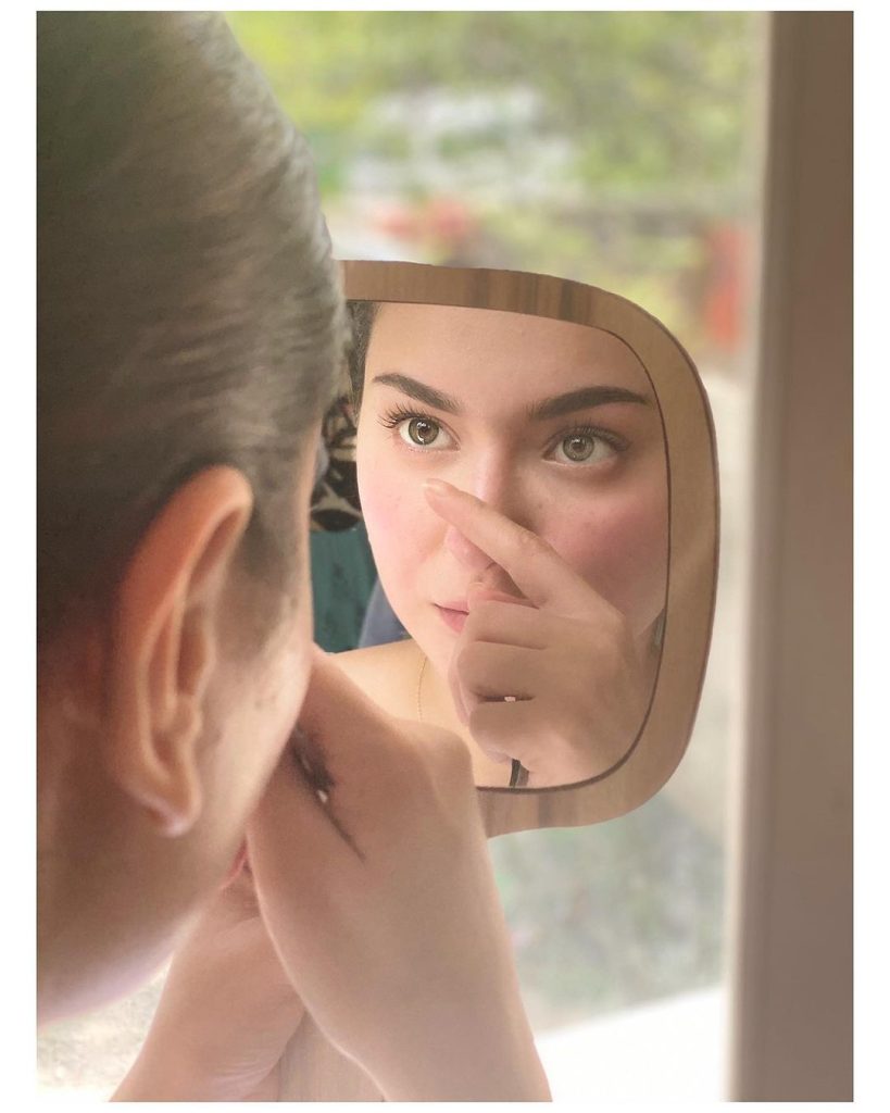 Latest Clicks Of Hania Aamir From The Sets Of Sang-e-Mah