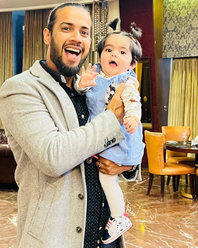 Super Adorable Pictures of Inaya Imad Wasim