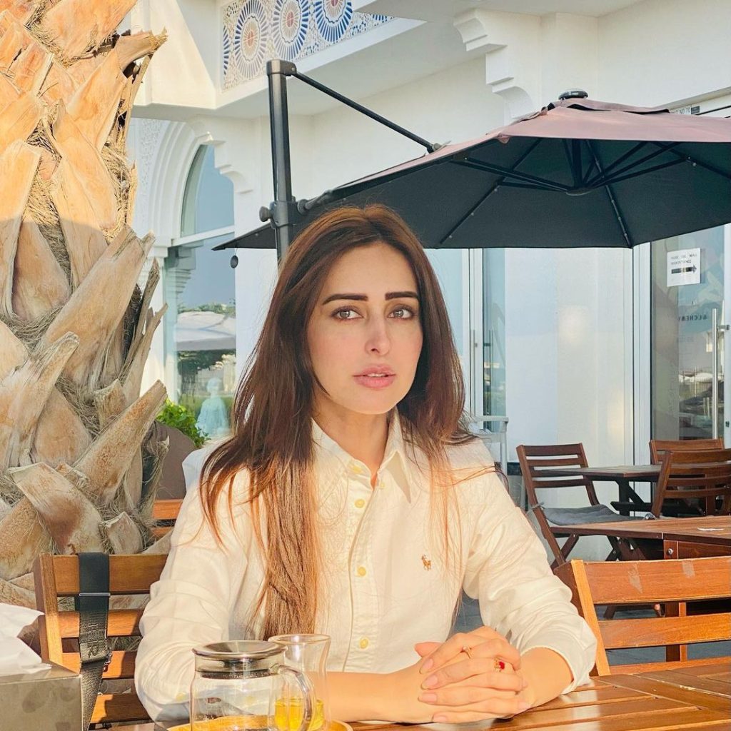 Sidra Niazi Vacationing In UAE And USA - Adorable Pictures