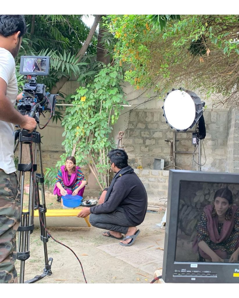 BTS Pictures Of Urwa Hocane From The Set Of Neeli Zinda Hai