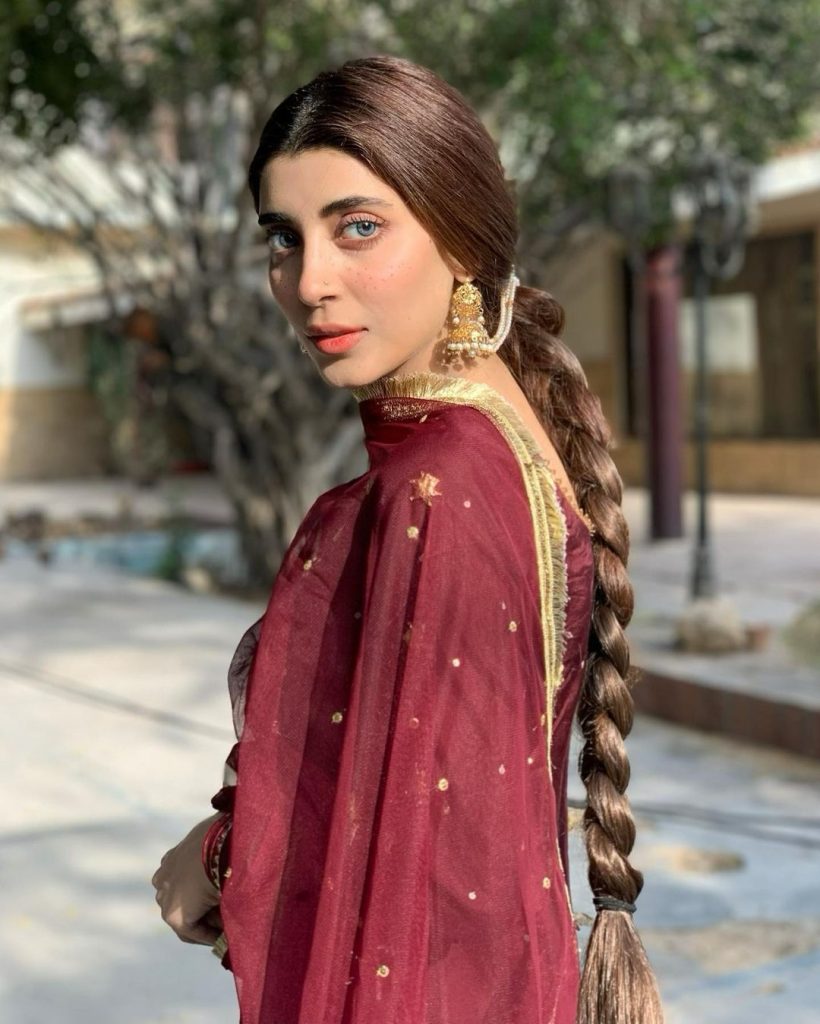 BTS Pictures Of Urwa Hocane From The Set Of Neeli Zinda Hai