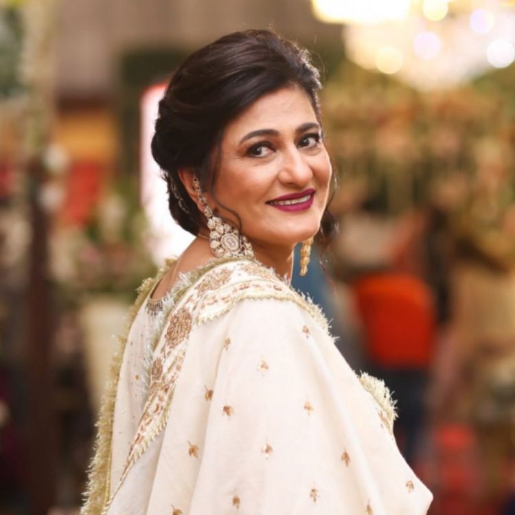 Older Pakistani Actresses Who Are Modern In Real Life