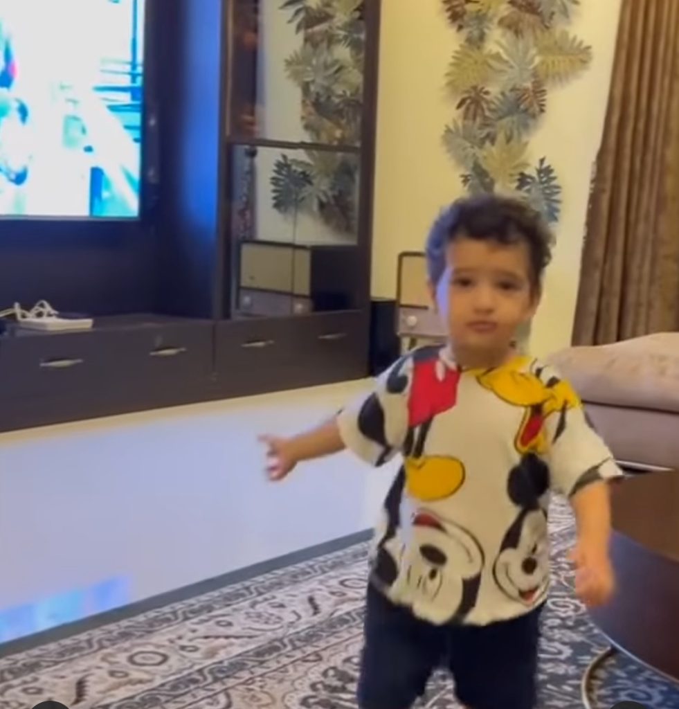 Public Angry on Faysal Quraishi's Son Reacting to his Intense Scene