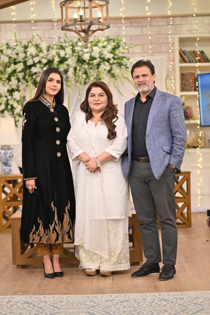 Beautiful Pictures Of Mariam Ansari And Her In-Laws From GMP