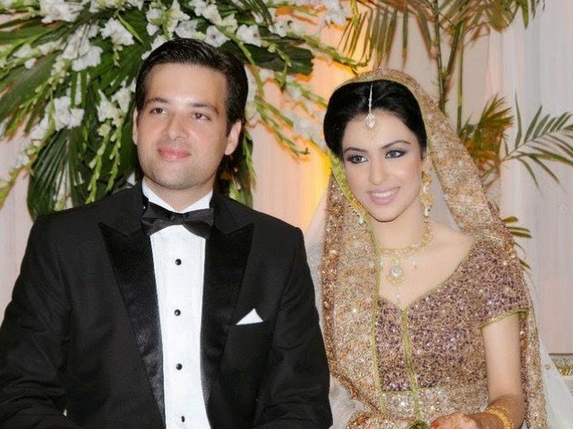 Shamoon Abbasi Tells The Inside Stories Behind Celebrities' Divorces