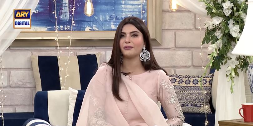 Nida Yasir Got Emotional While Remembering Her Late Mother