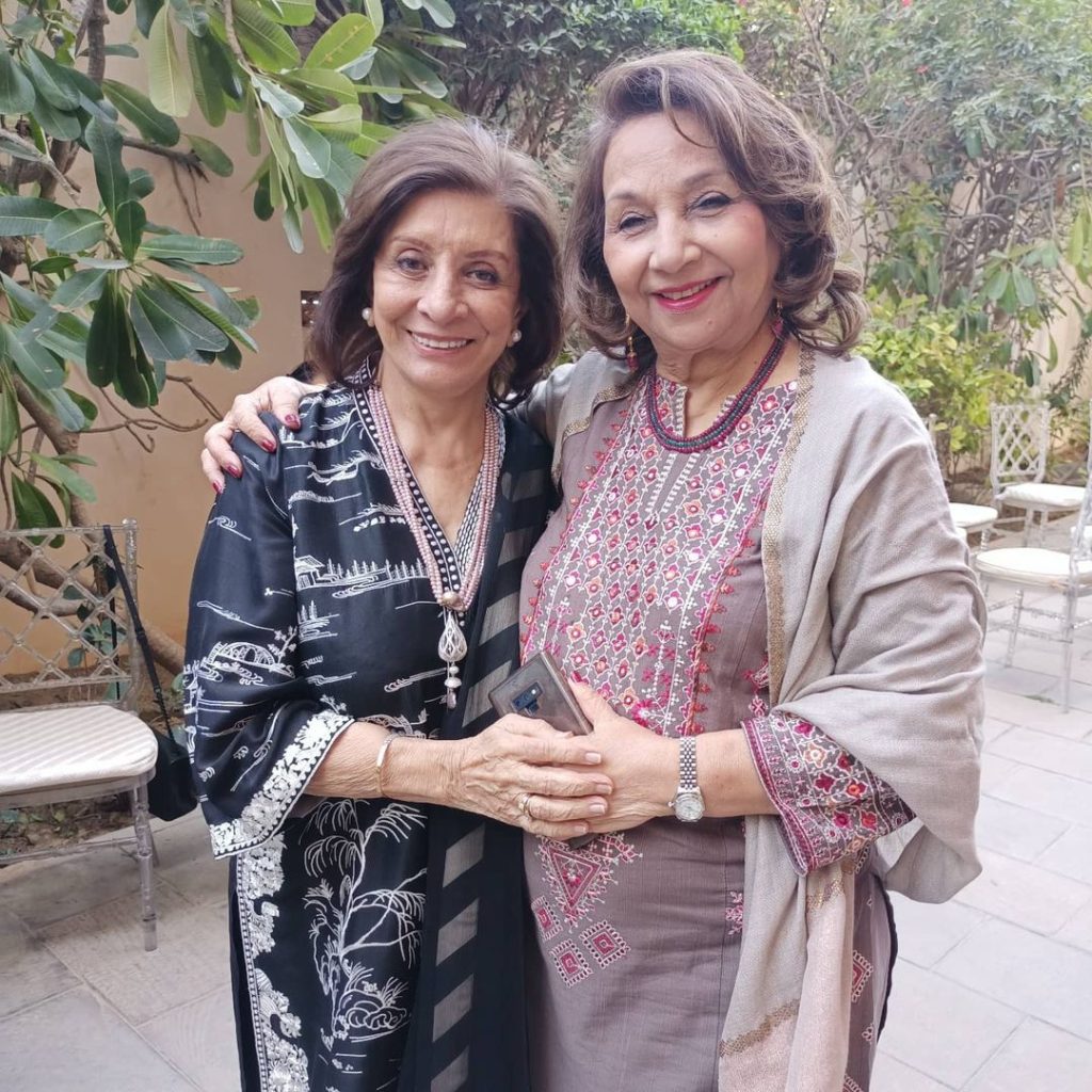 Celebrities Spotted At Rafay Rashidi's Place For Lunch In Honor of Sulatana Siddiqui