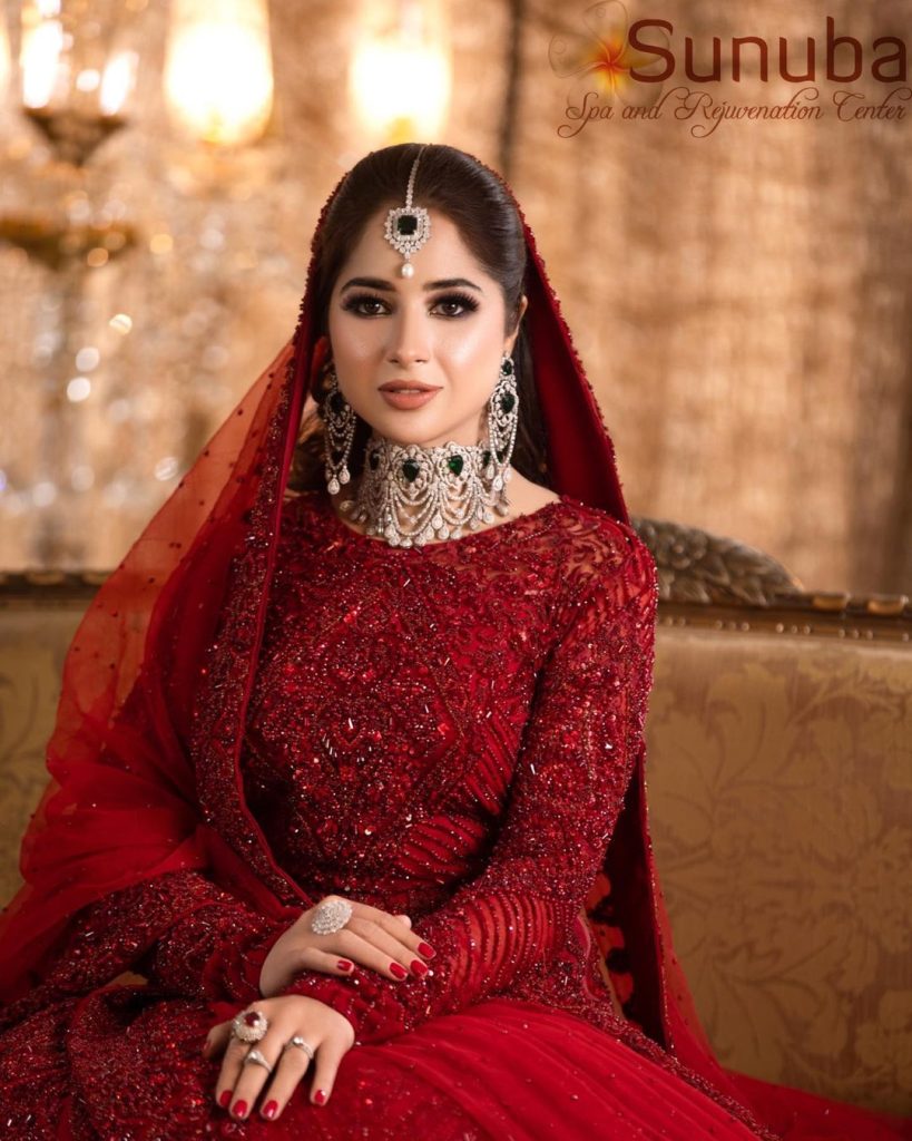 Sabeena Farooq Stuns In Her Latest Bridal Shoot