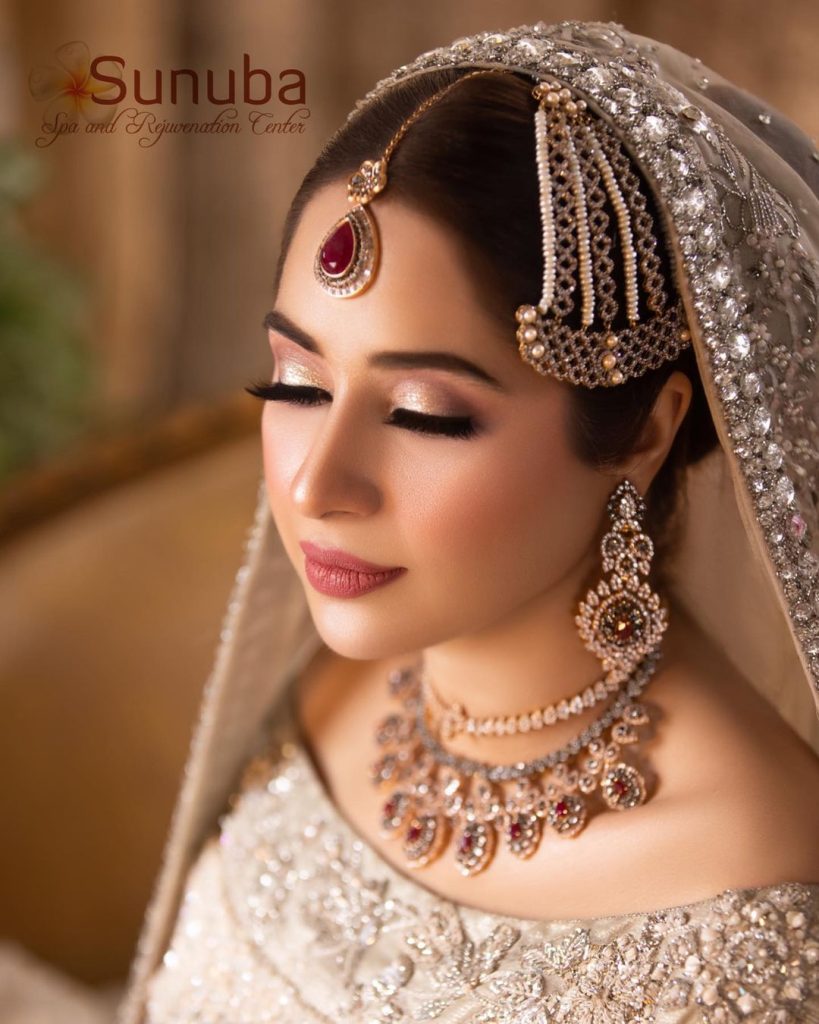 Sabeena Farooq Stuns In Her Latest Bridal Shoot