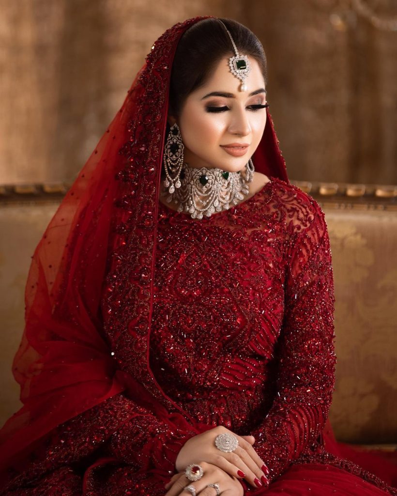 Sabeena Farooq Stuns In Her Latest Bridal Shoot