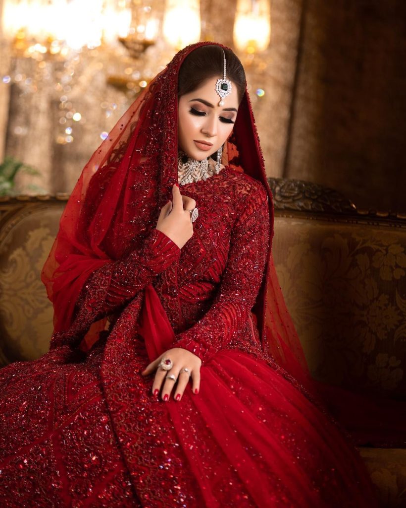 Sabeena Farooq Stuns In Her Latest Bridal Shoot