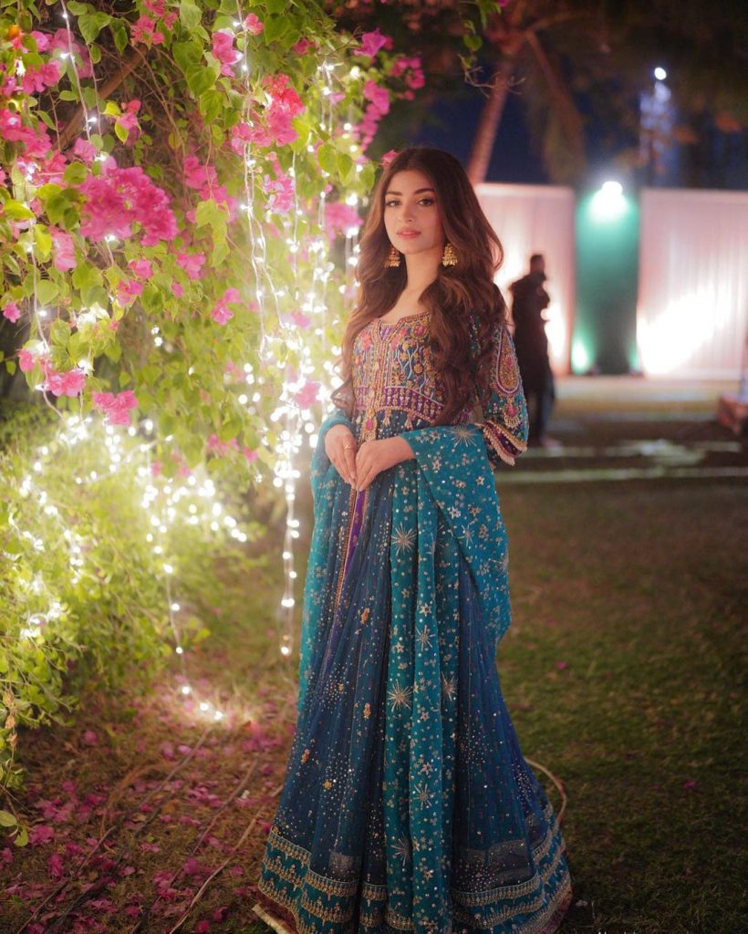 Beautiful Pictures Of Kinza Hashmi From Saboor's Wedding