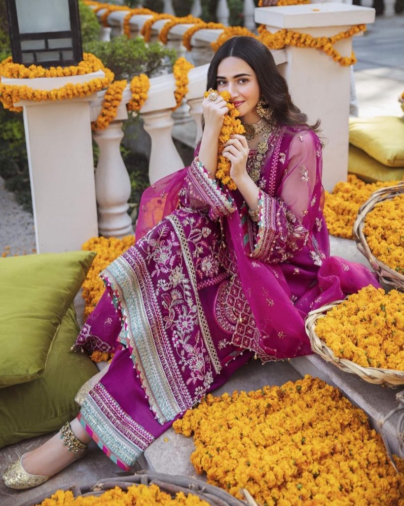 Sana Javed's Gorgeous Photoshoot in Beautiful Festive Collection