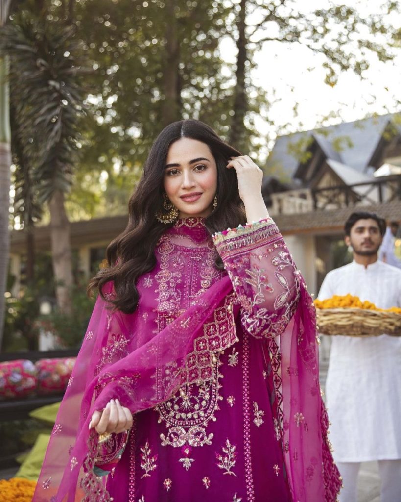 Sana Javed's Gorgeous Photoshoot in Beautiful Festive Collection