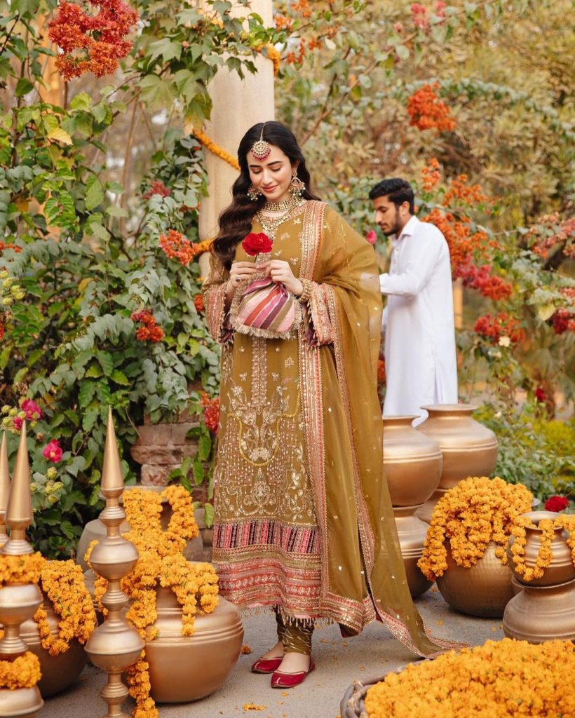 Sana Javed's Gorgeous Photoshoot in Beautiful Festive Collection