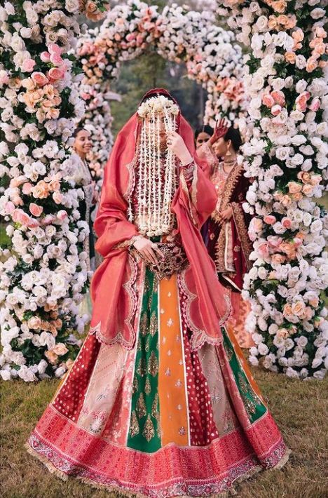 Sana Javed looks stunning in the latest photo shoot.