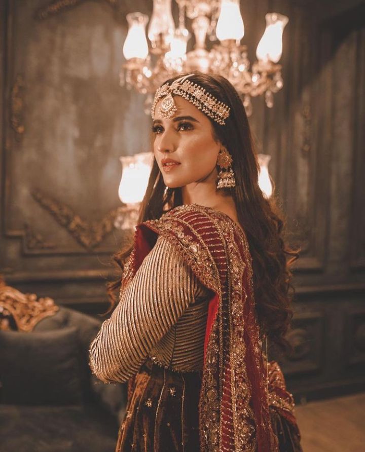 Hareem Farooq's Traditional Avatar This Wedding Season