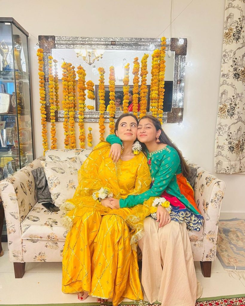 Shagufta Ejaz Daughter's Dholki Pictures