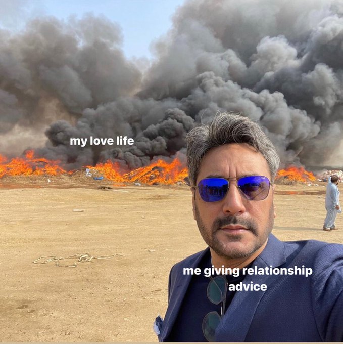 Hilarious Memes on Adnan Siddiqui's Viral Picture