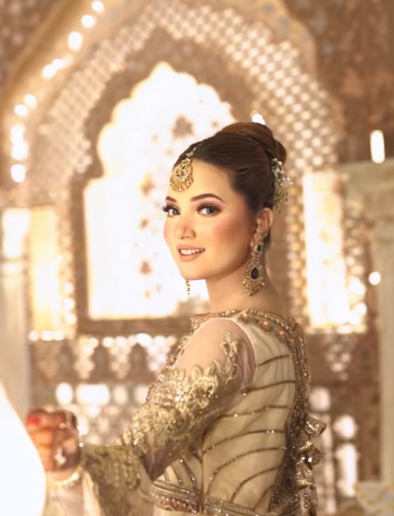 Rabeeca Khan Dons Perfect Off White & Gold Embellished Outfit
