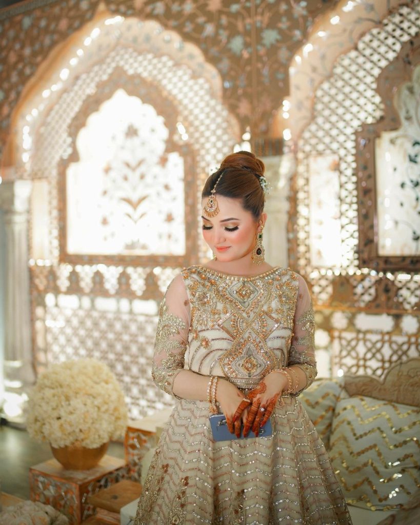 Rabeeca Khan Dons Perfect Off White & Gold Embellished Outfit