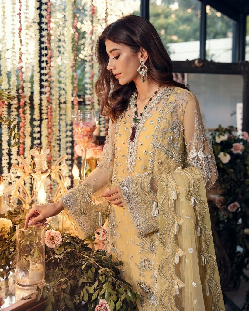 Syra Yousuf Is The Epitome Of Grace In Zaha