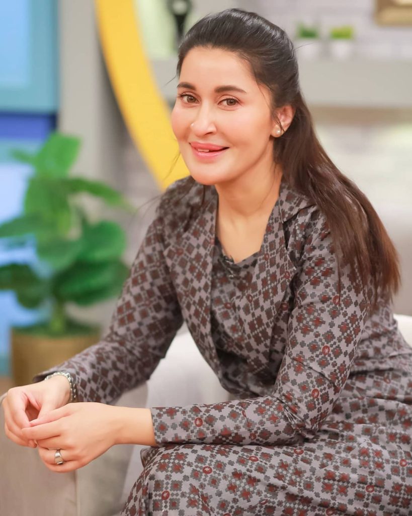 Shaista Lodhi Takes A Dig At Fellow Host Nadia Khan