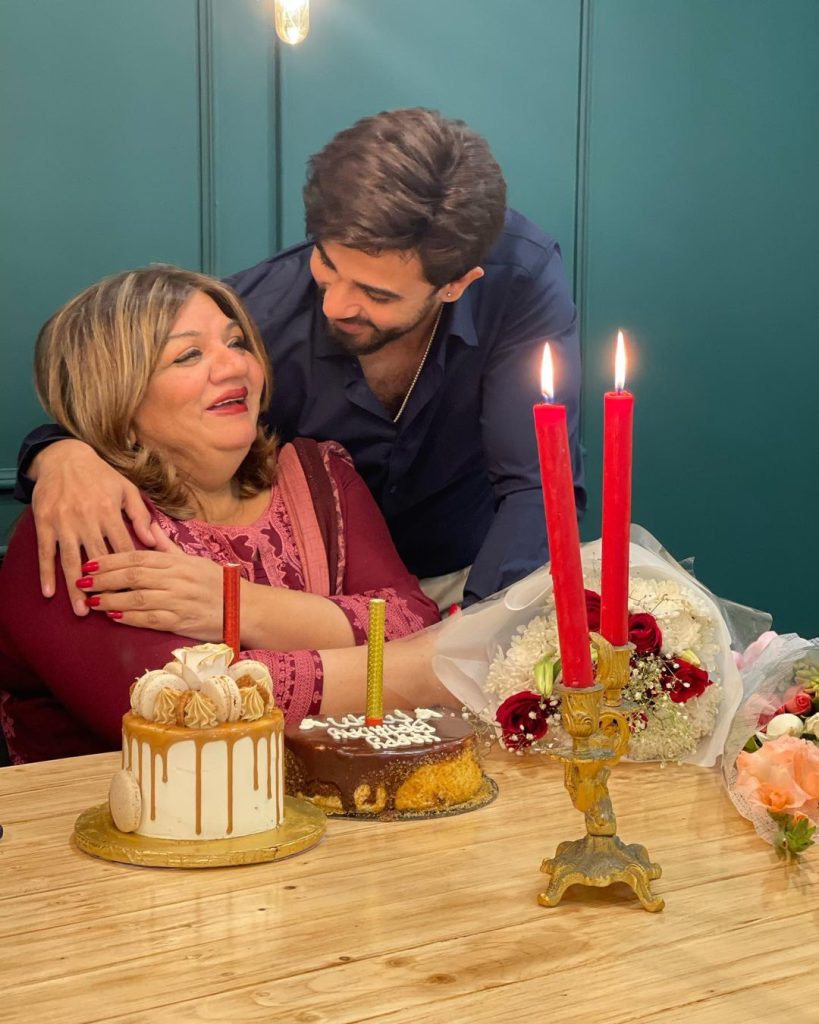 Ali Ansari Celebrates Mother's Birthday - Beautiful Pictures