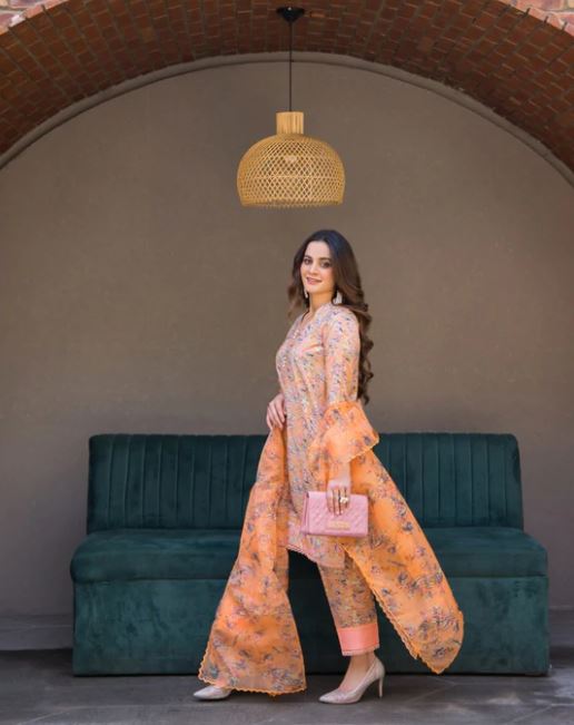 Aiman Minal Closet Latest Spring Collection 2022