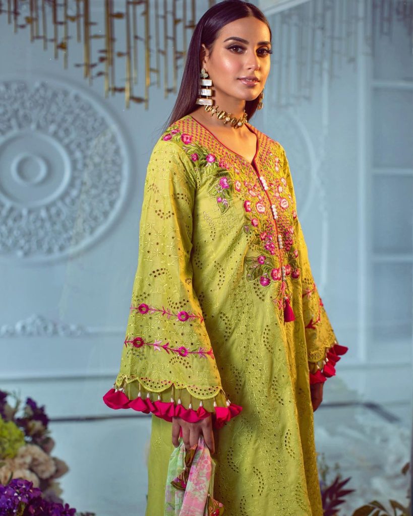 Ansab Jahangir Luxury Lawn Collection’22 Featuring Iqra Aziz